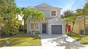 3 bedroom home at 1880 SE 15th St, Homestead, sold April 2025